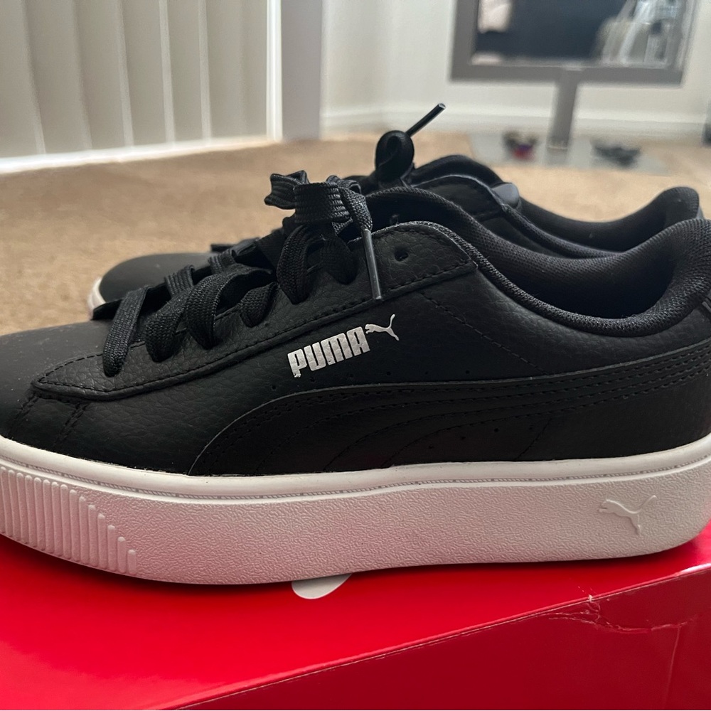 Puma Vikky Stacked L